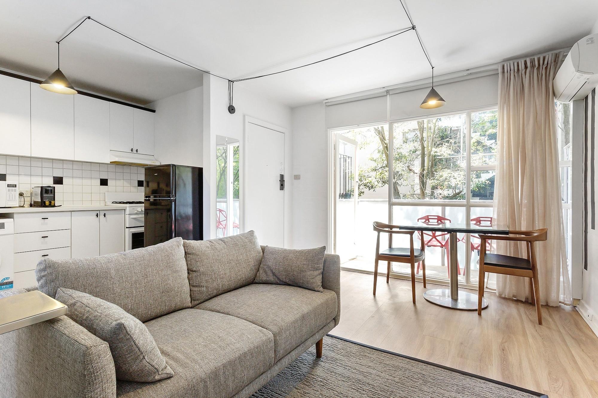 Aparthotel Soya On Davis 4*
