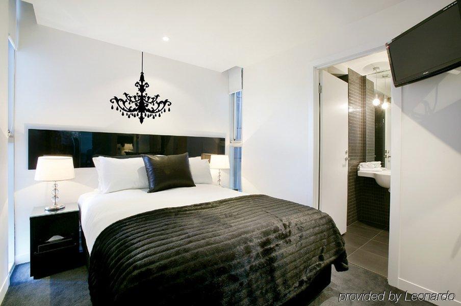 Soya On Davis Aparthotel 4*